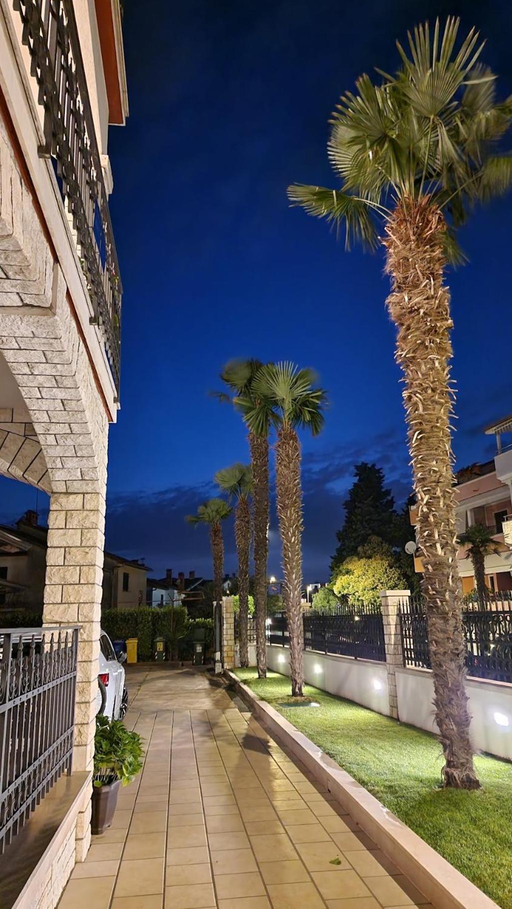 Apartments Modrusan Rovinj Bagian luar foto