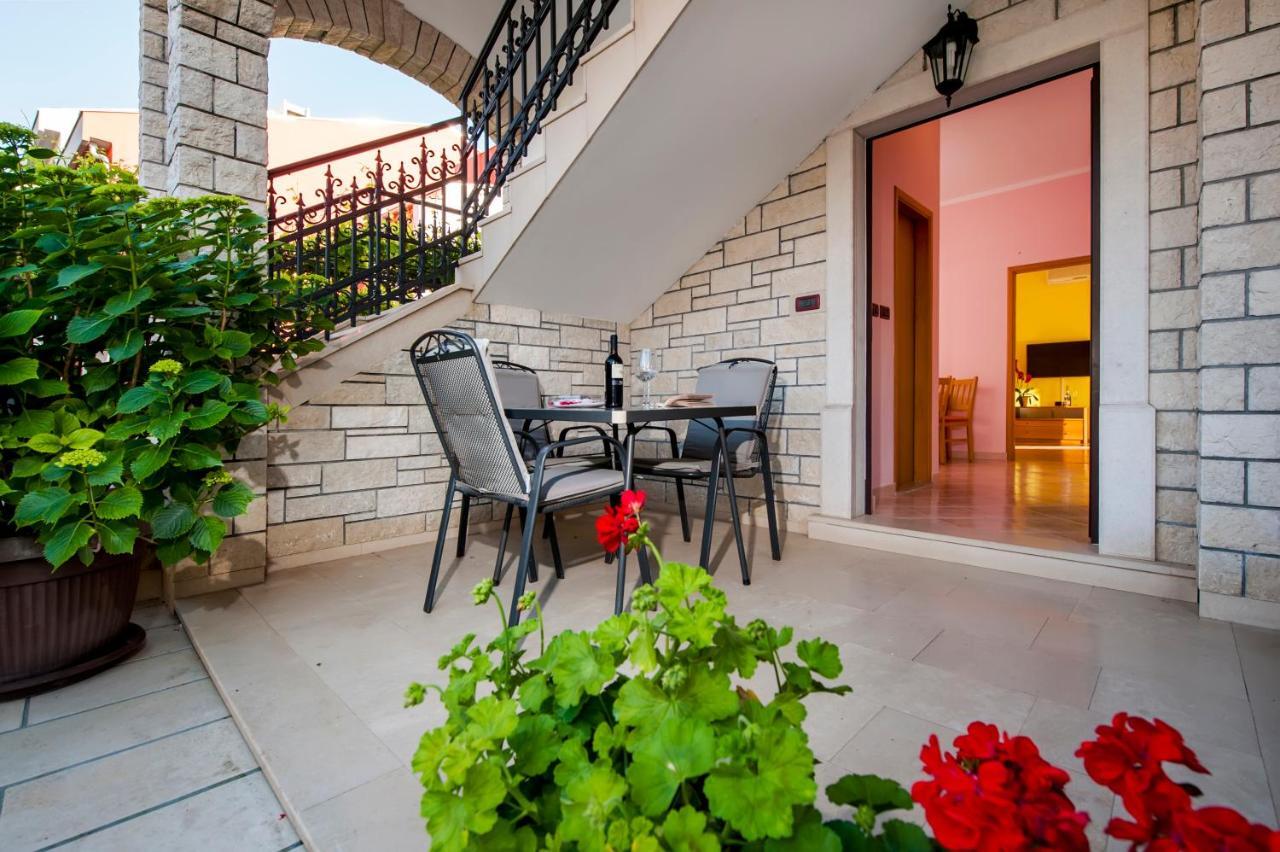 Apartments Modrusan Rovinj Bagian luar foto