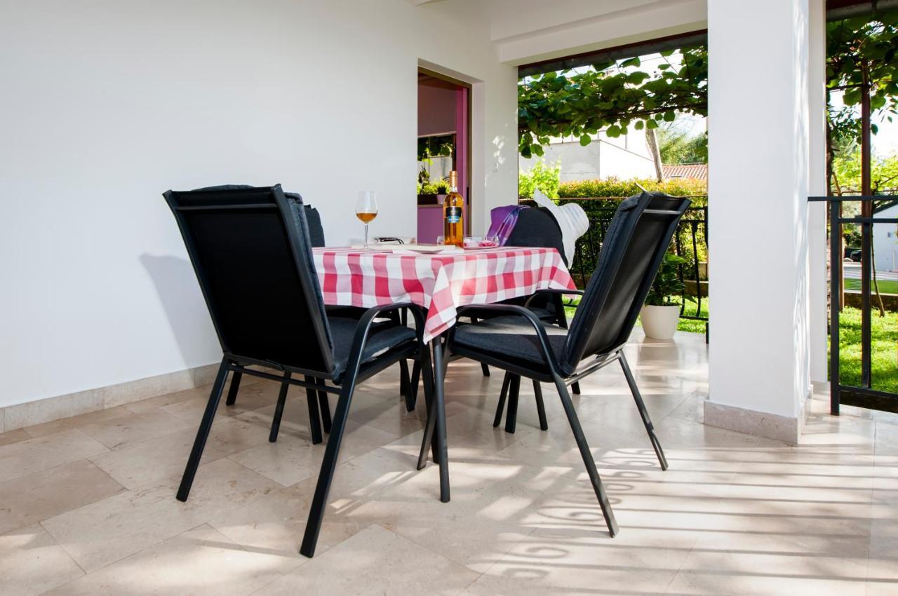Apartments Modrusan Rovinj Bagian luar foto